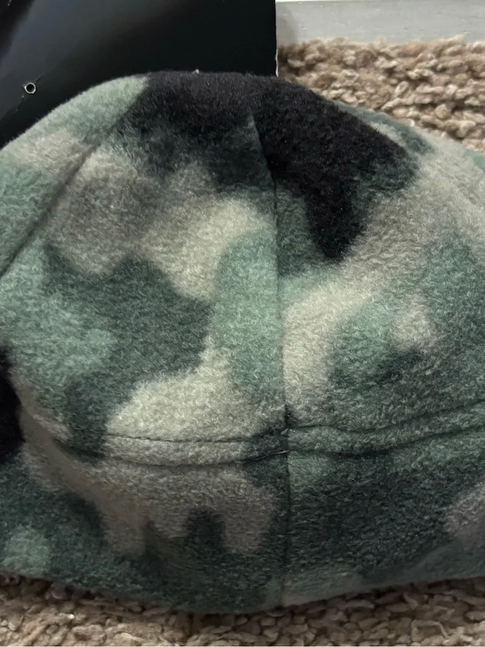 Hurley NWT Unisex Youth Green Camo Fleece Beanie